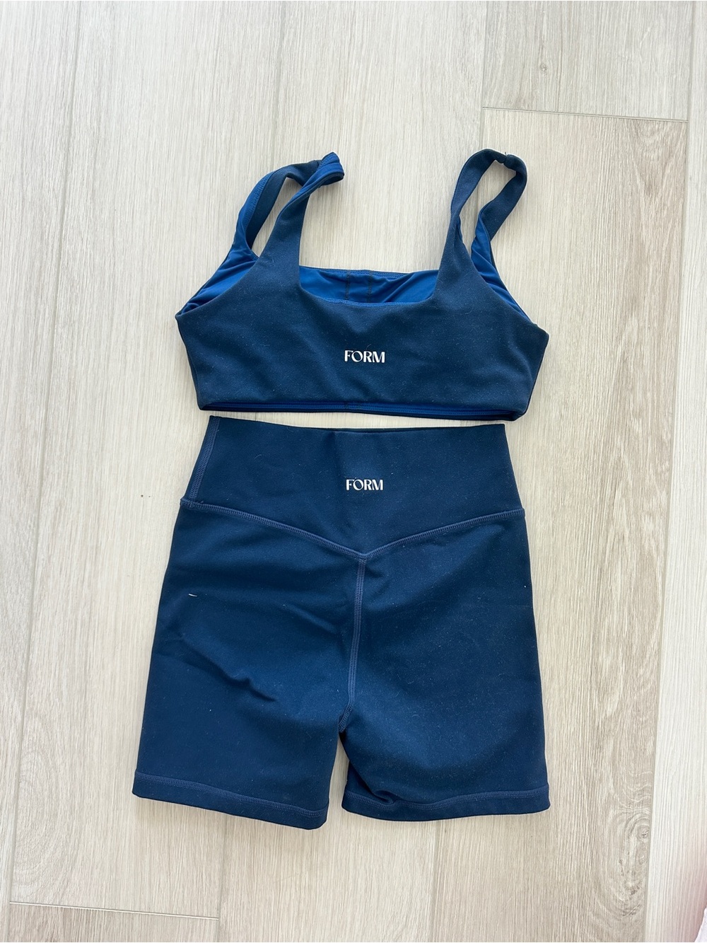 Form Women's Navy Biker Short and Sports Bra Set Size Small